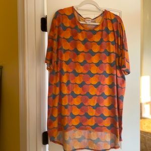 LuLaRoe Top GUC 2XL